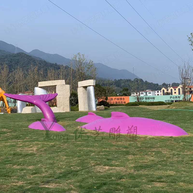 小區(qū)景觀雕塑規(guī)劃時要注意什么呢？